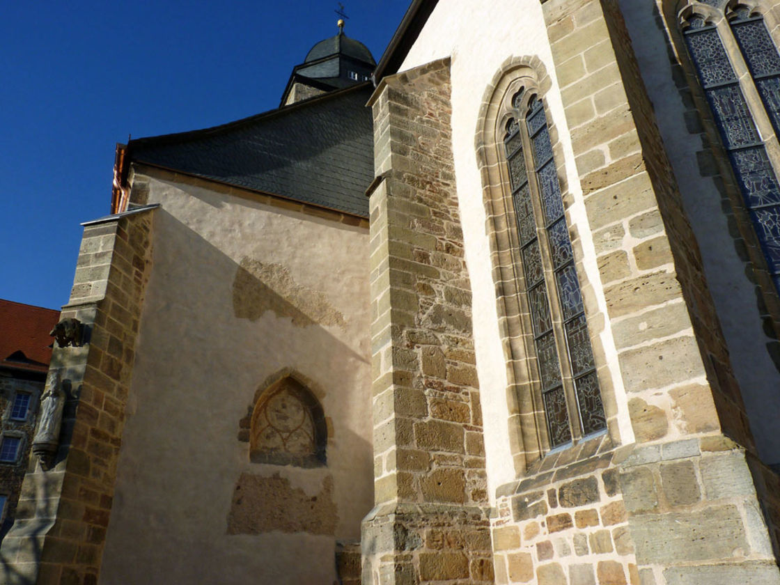 Abbau des Gerüstes an der Südseite (Foto: Karl-Franz Thiede)